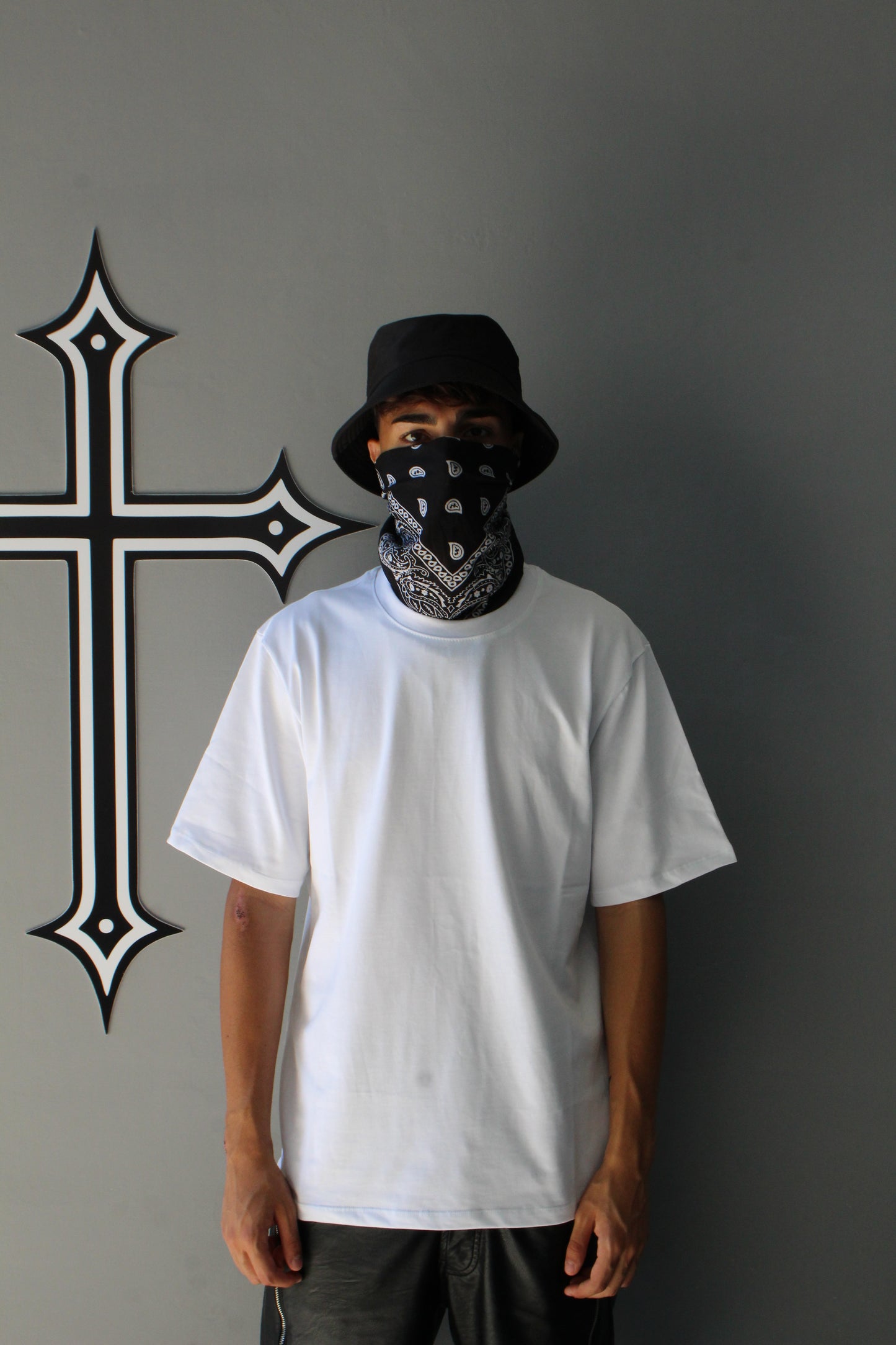 NO PRINT - WHITE TEE | LA CROIX x UNDERGROUND