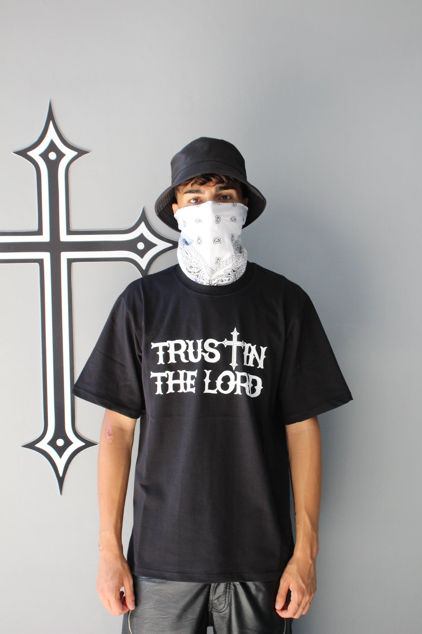 TRUST IN THE LORD - BLACK TEE | LA CROIX x UNDERGROUND
