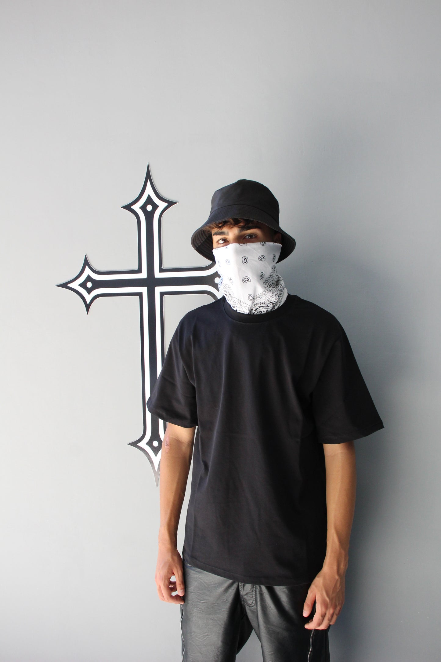 NO PRINT - BLACK TEE | LA CROIX x UNDERGROUND