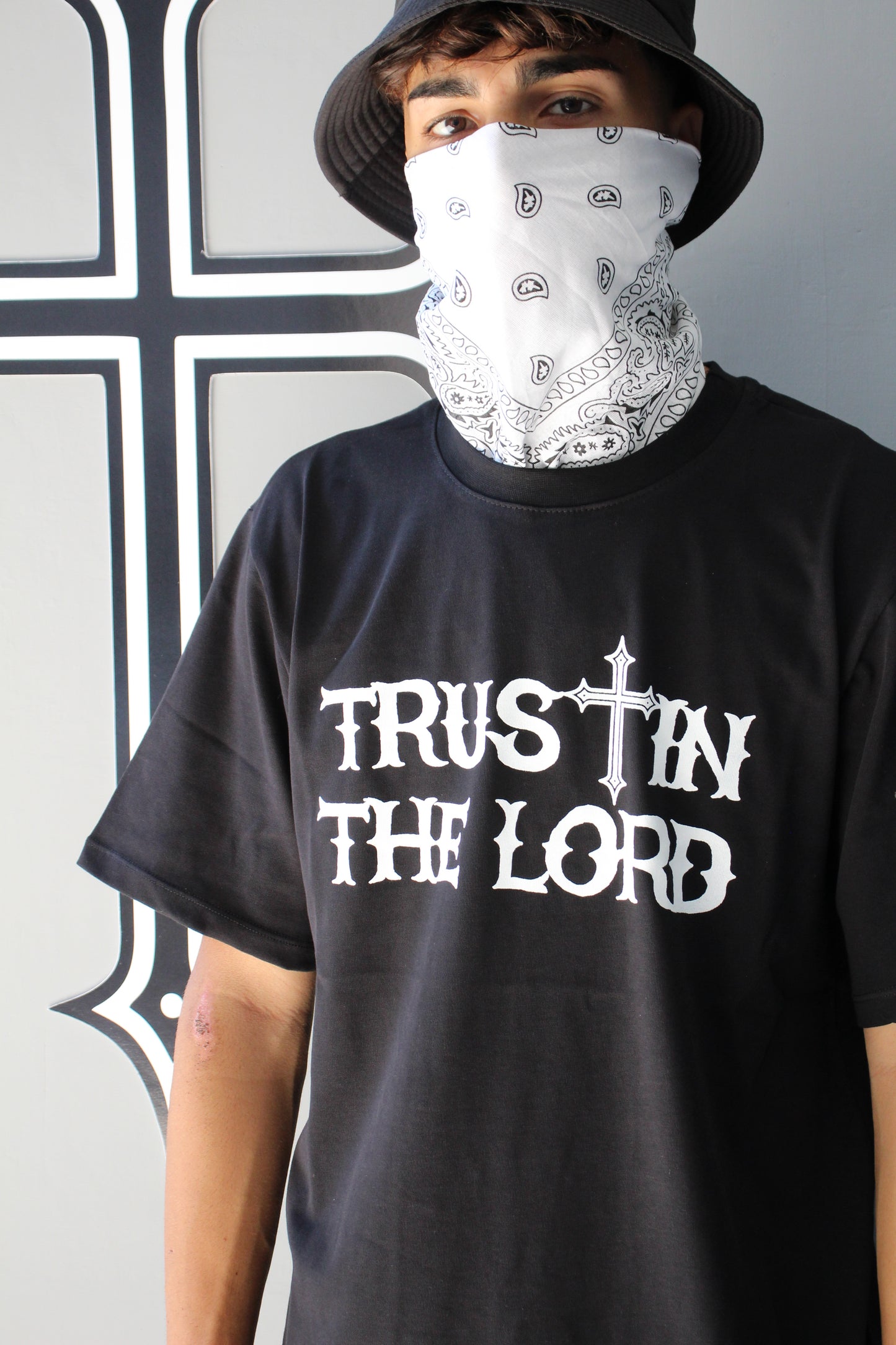 TRUST IN THE LORD - BLACK TEE | LA CROIX x UNDERGROUND
